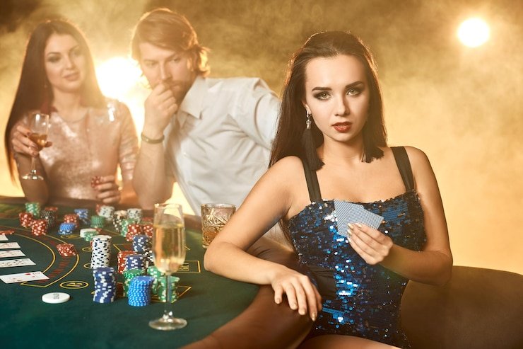 Suasana meja Live Casino datukplay77 dengan dealer nyata siaran langsung untuk pengguna Indonesia